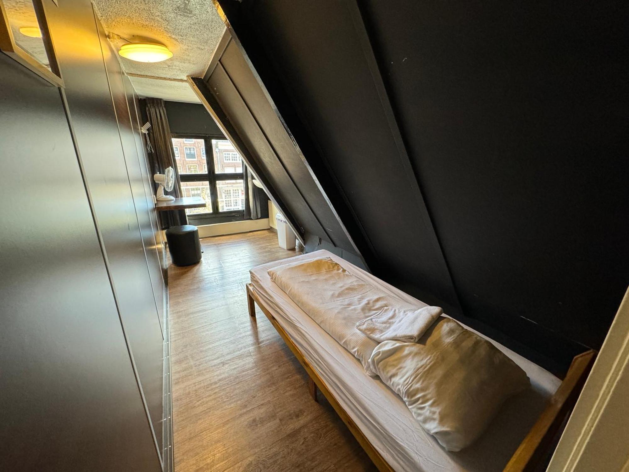 Hostel Utopia Amsterdam Extérieur photo